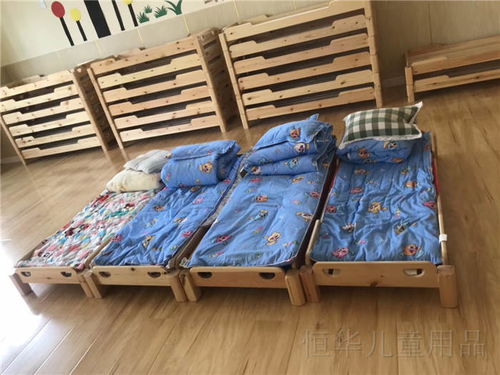 內(nèi)蒙古幼兒園床與恒華兒童用品公司：幼兒園午托床及不銹鋼掛包架的優(yōu)勢(shì)